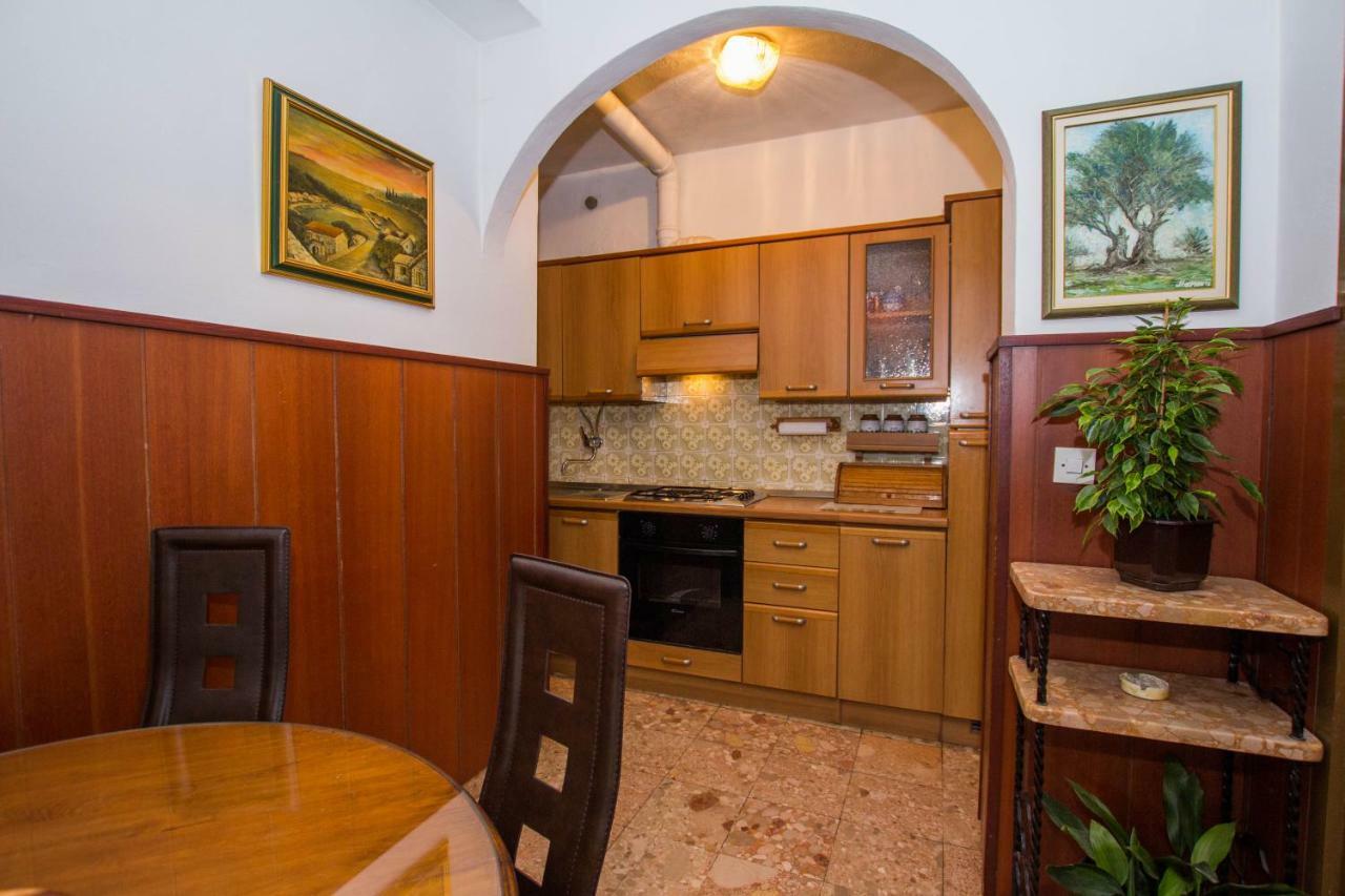 Apartment Cherie Trogir Luaran gambar